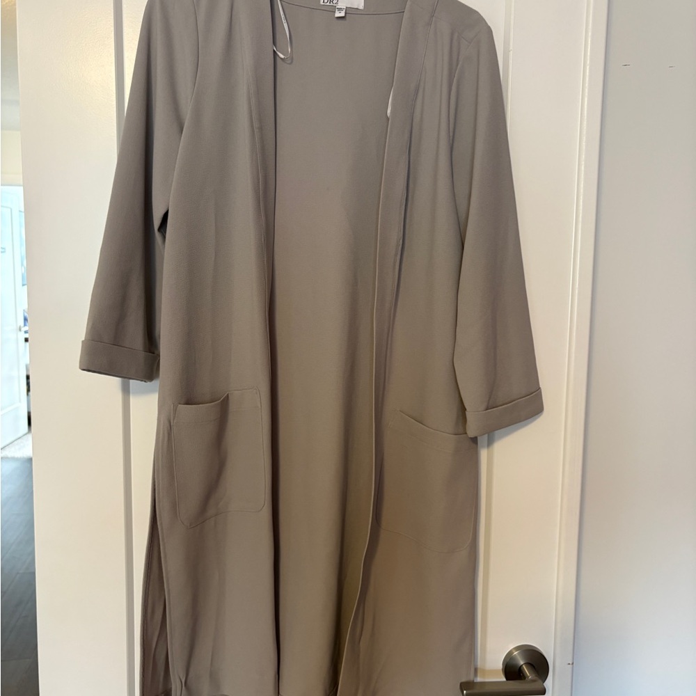 DR2 Light Gray Cardigan